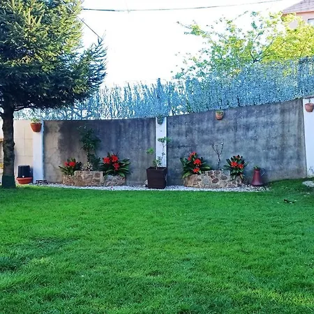 Semesterbostad Charming House In O Rosal With Garden And Baiona