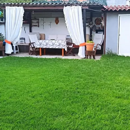 Semesterbostad Charming House In O Rosal With Garden And Baiona